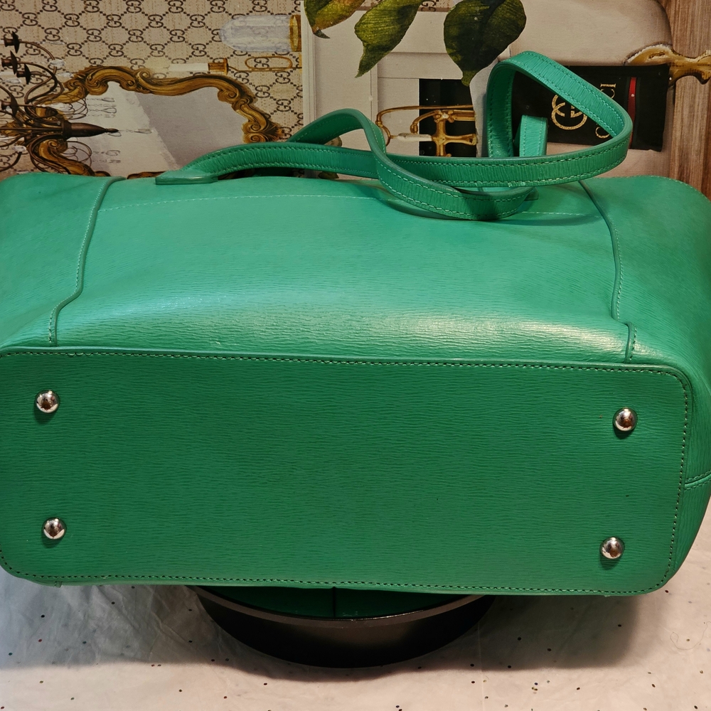 Lauren Ralph Lauren Green and Silver Tote Bag with Modern Design - Picture 13 of 13